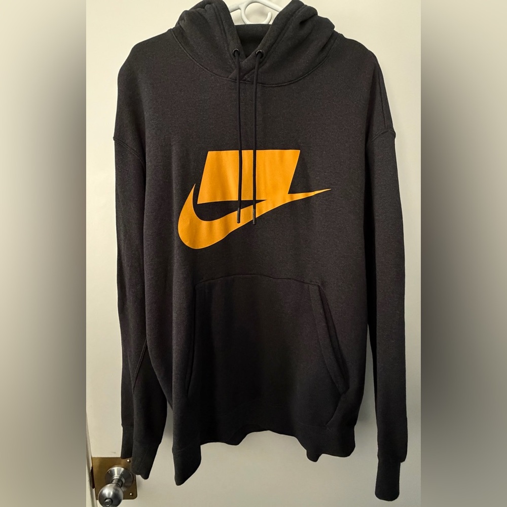 NIKE HOODIE - NOT A SAMPLE - LIMITED EDITION PULLOVER - SIZE: LARGE